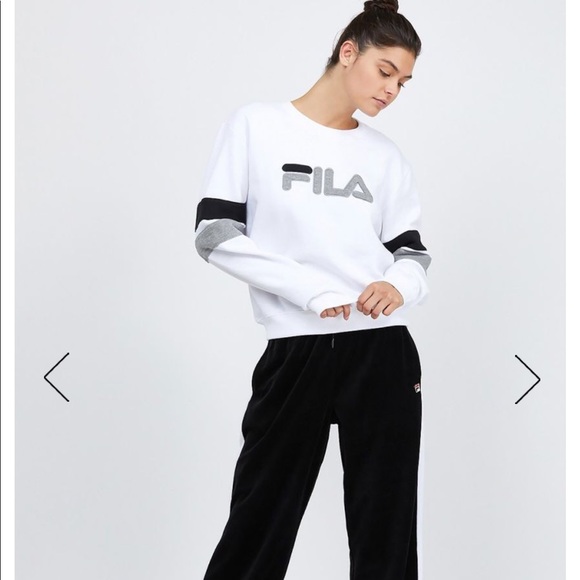 FILA Crewneck Sweatshirt - Picture 1 of 5